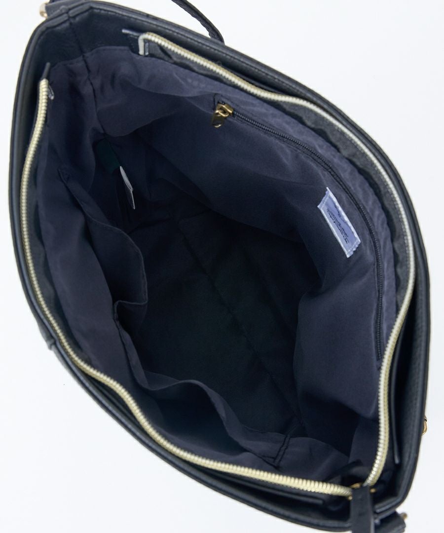 Legato Largo ショルダーバッグ 軽量 上質な質感 多収納 リバイバル A5 スモーキーシボフェイクレザー LG-F3361