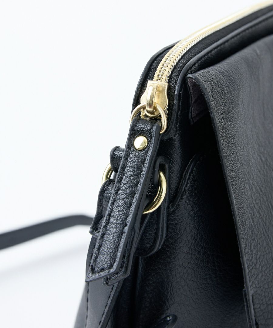 Legato Largo ショルダーバッグ お財布機能付き 多収納 A5 ネオノスタルジック LH-D1227