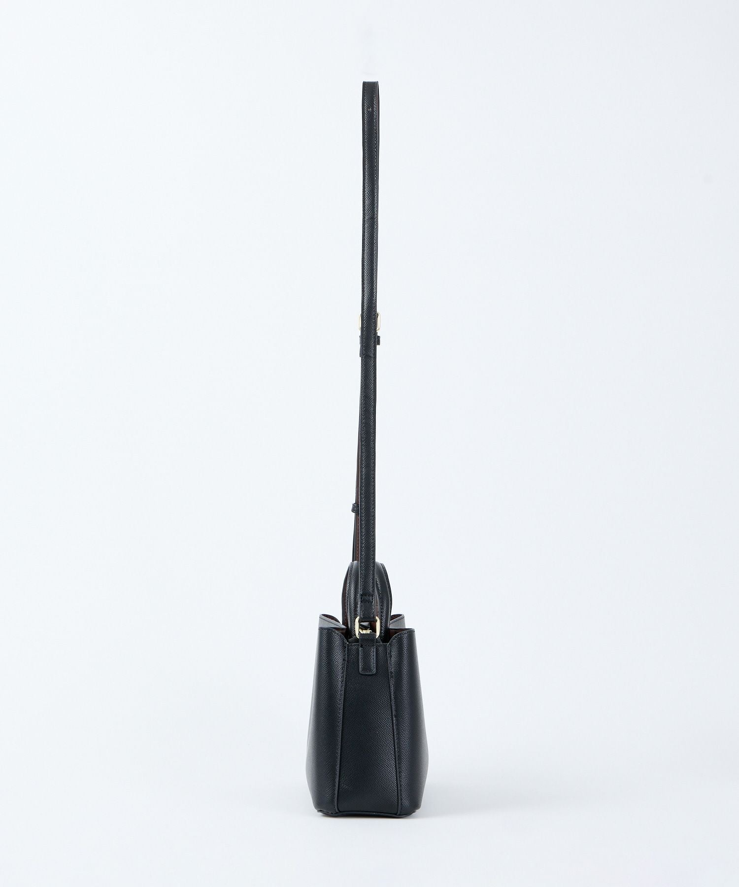 Legato Largo ショルダーバッグ たすかるっかばん 軽量 カクシボ お手入れ楽々 A5 たすかるっかばん LH-F3371