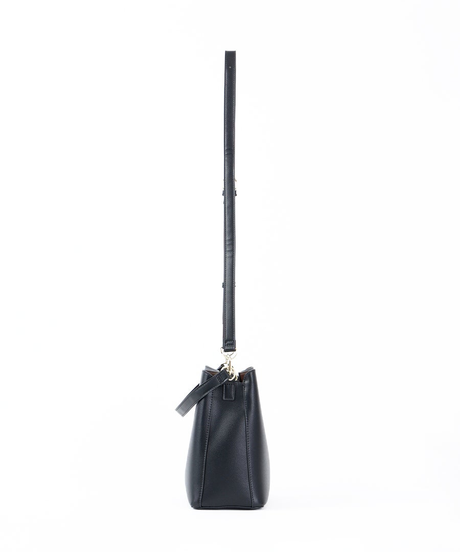 Legato Largo ショルダーバッグ たすかるっかばん 軽量 カクシボ お手入れ楽々 2WAY A5 たすかるっかばん LH-F3373