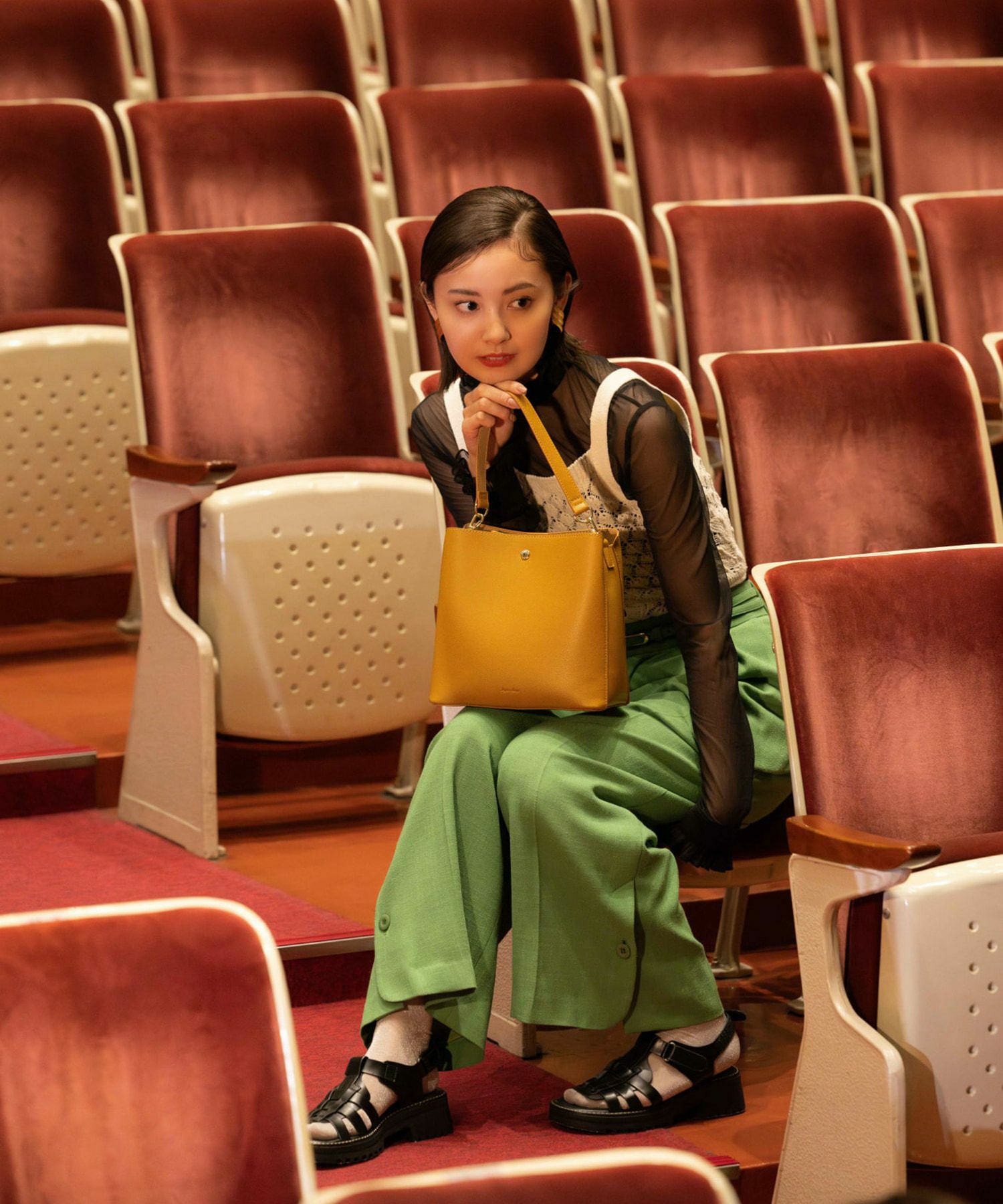 Legato Largo ショルダーバッグ たすかるっかばん 軽量 カクシボ お手入れ楽々 2WAY A5 たすかるっかばん LH-F3373