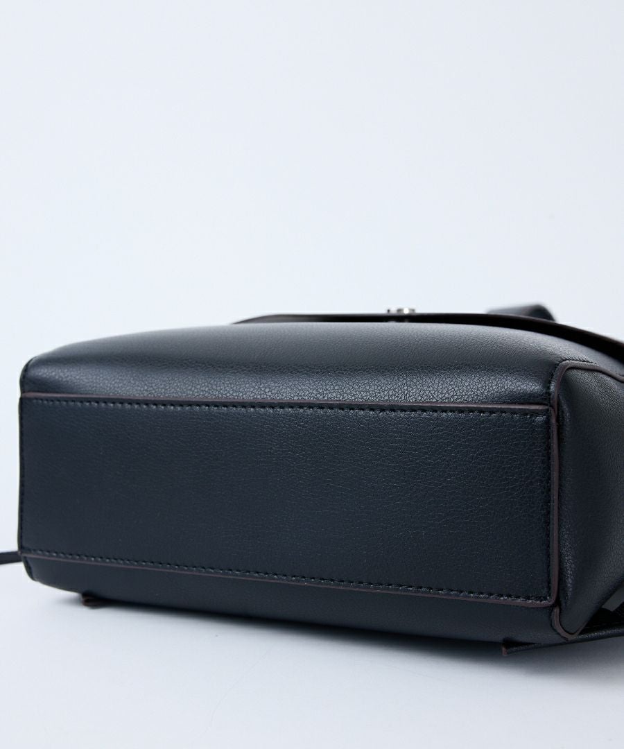 Legato Largo リュック バックパック 軽量 A5 かるいかばん LG-P0119