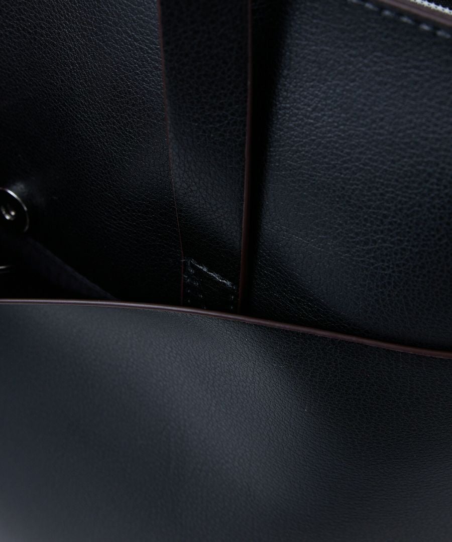 Legato Largo トートバッグ 軽量 縦型 13インチPC収納 A4 かるいかばん LG-P0120