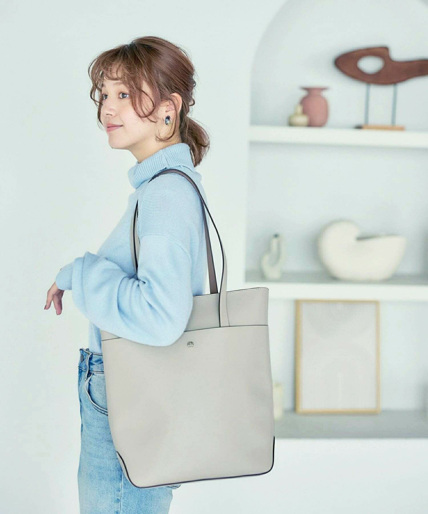 Legato Largo トートバッグ 軽量 縦型 13インチPC収納 A4 かるいかばん LG-P0120