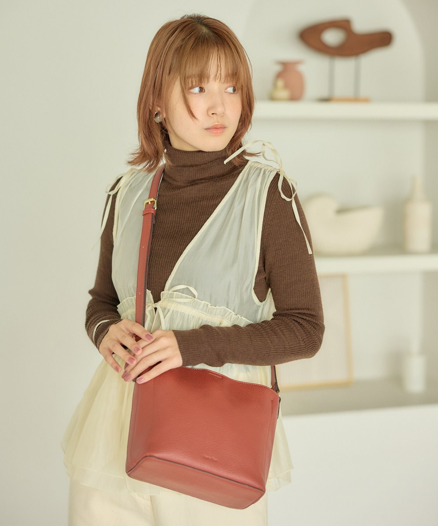 Legato Largo ショルダーバッグ 軽量 3室仕様 自立 A5 レトロシボ LH-D1372