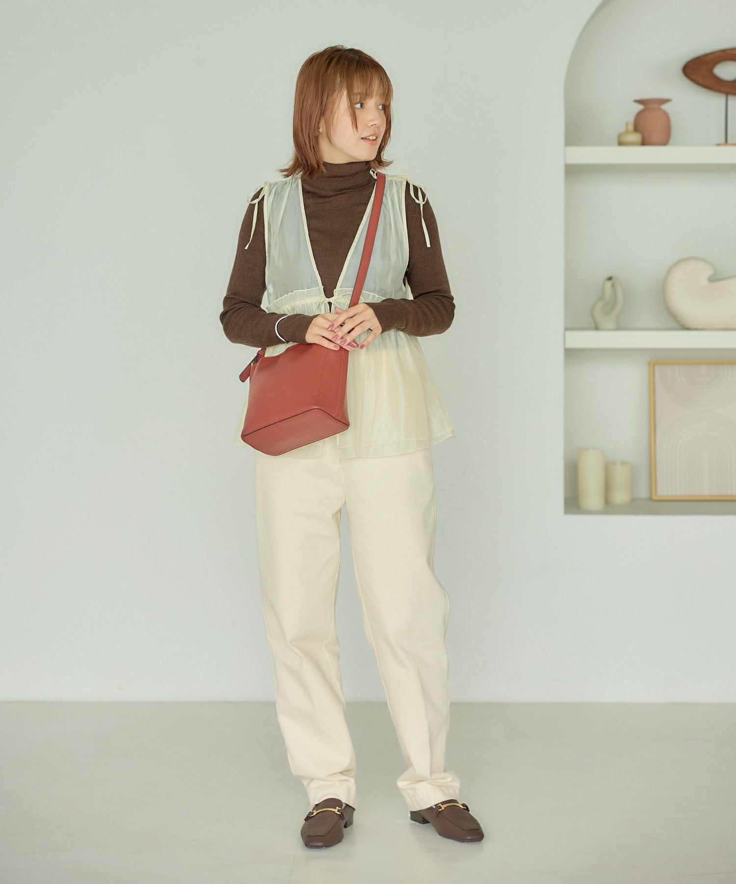 Legato Largo ショルダーバッグ 軽量 3室仕様 自立 A5 レトロシボ LH-D1372