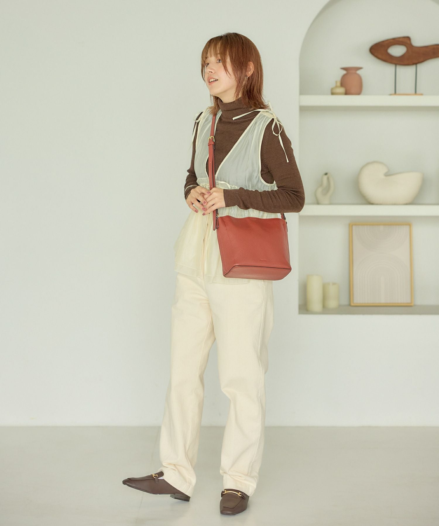 Legato Largo ショルダーバッグ 軽量 3室仕様 自立 A5 レトロシボ LH-D1372