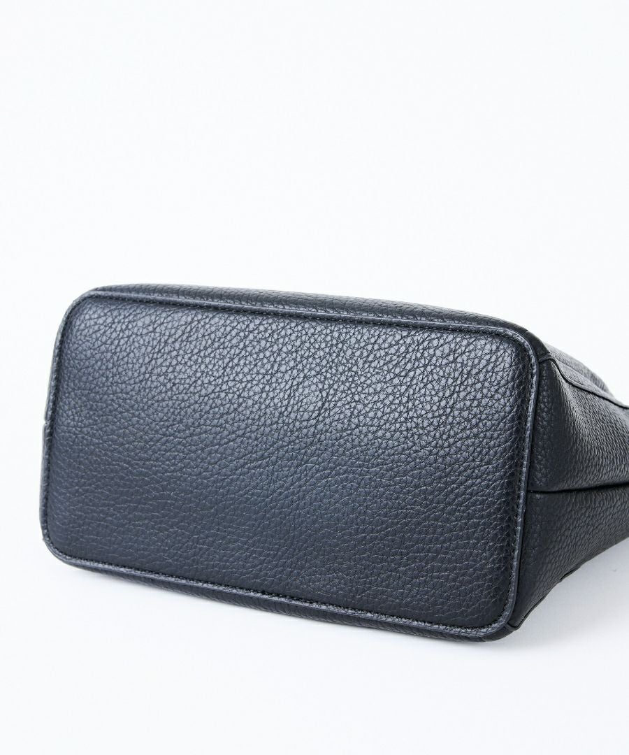 Legato Largo トートバッグ 軽量 2WAY 3室仕様 自立 A5 レトロシボ LH-D1373