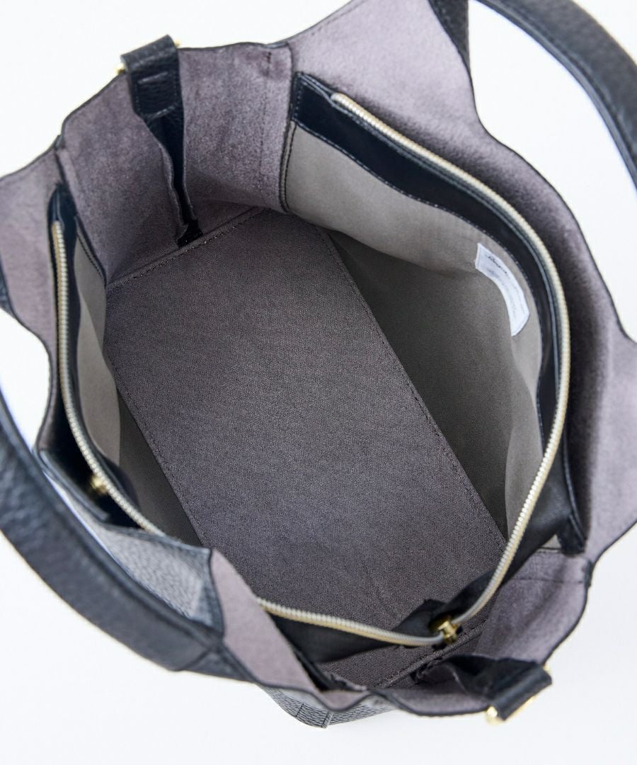 Legato Largo トートバッグ 軽量 2WAY 3室仕様 自立 A5 レトロシボ LH-D1373