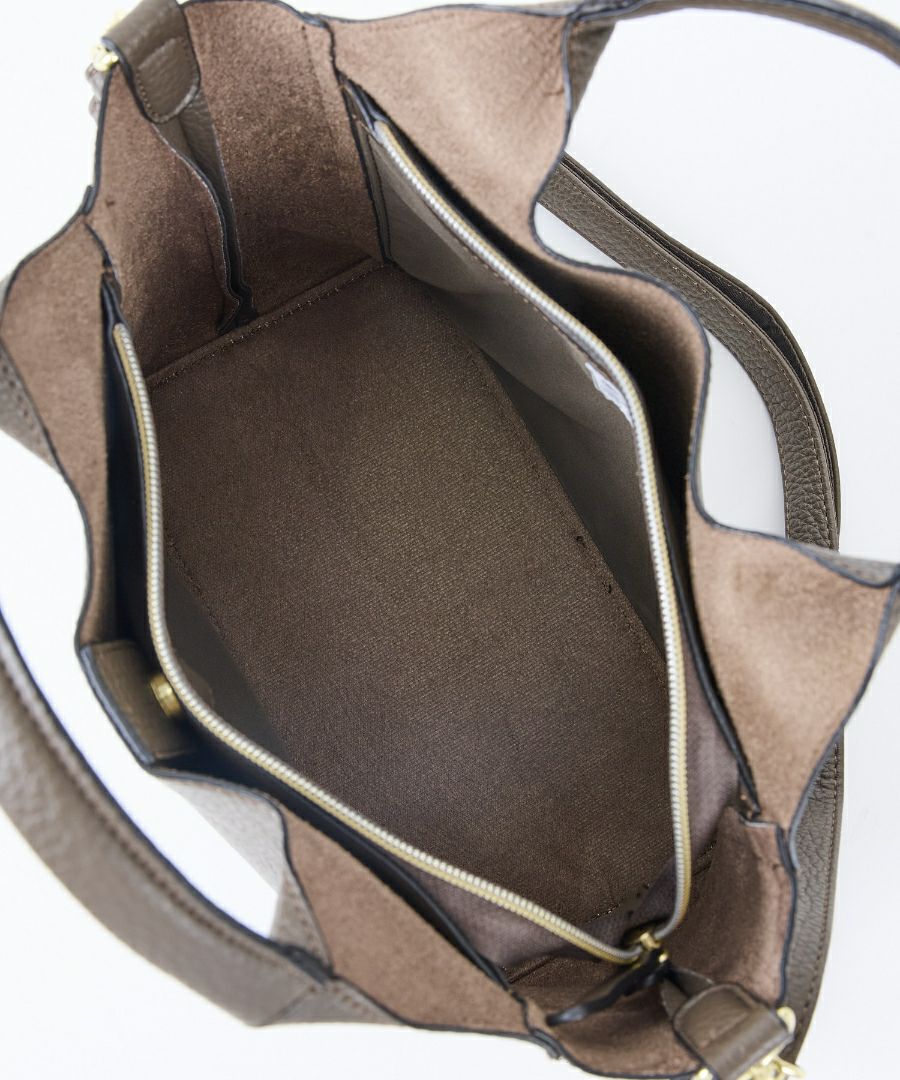 Legato Largo トートバッグ 軽量 2WAY 3室仕様 自立 A5 レトロシボ LH-D1373