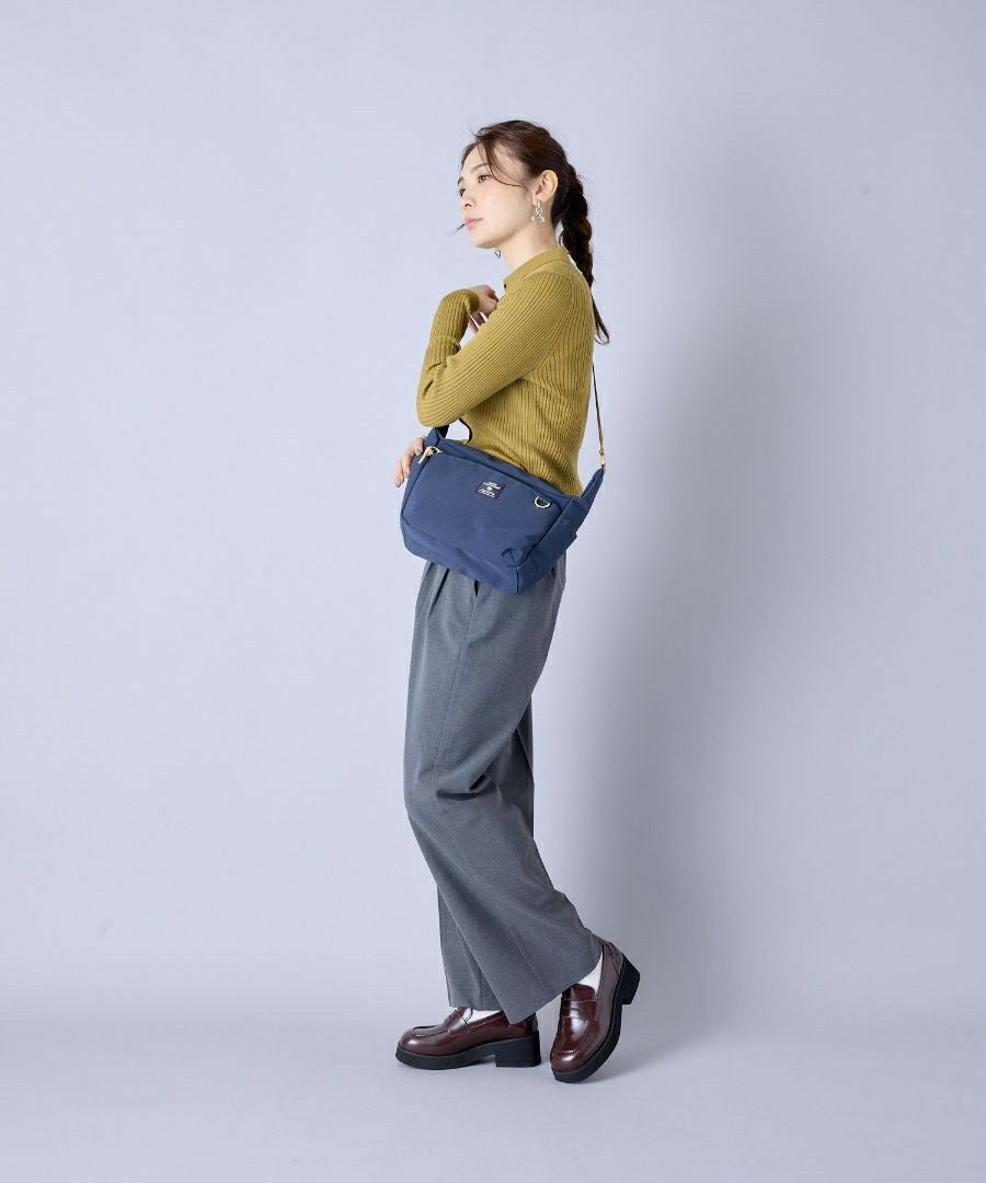 anello GRANDE ショルダーバッグ 両面撥水 軽量 10ポケット Dかん A5 MART GTM0861