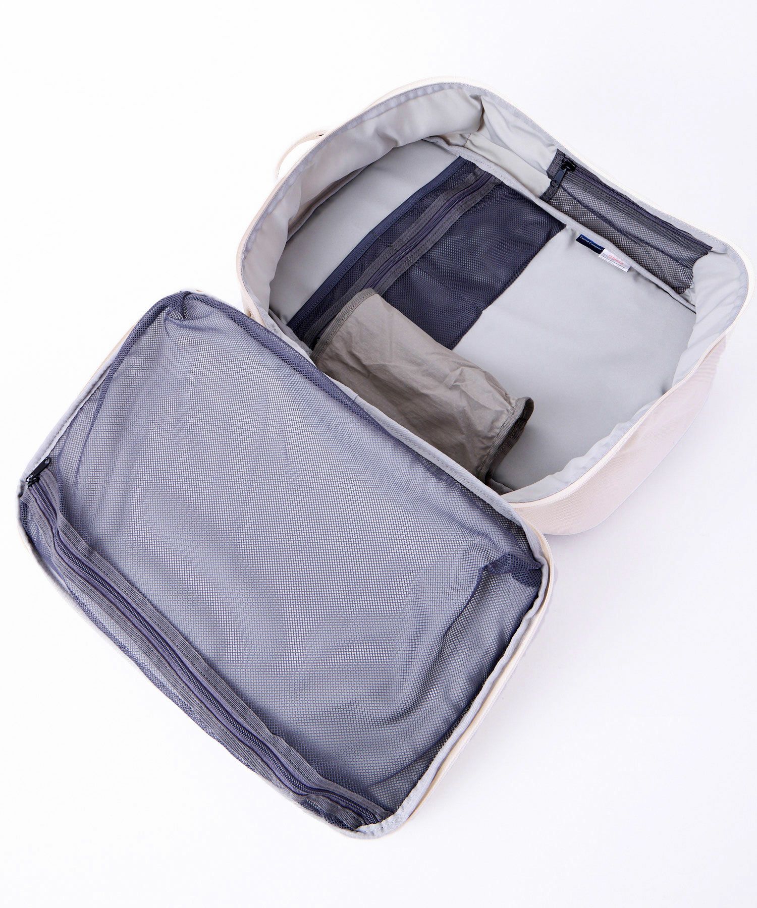 fulcro リュック バックパック 撥水 多ポケット メッシュポケット キャリーオン 0 ESSENCE fma-0004