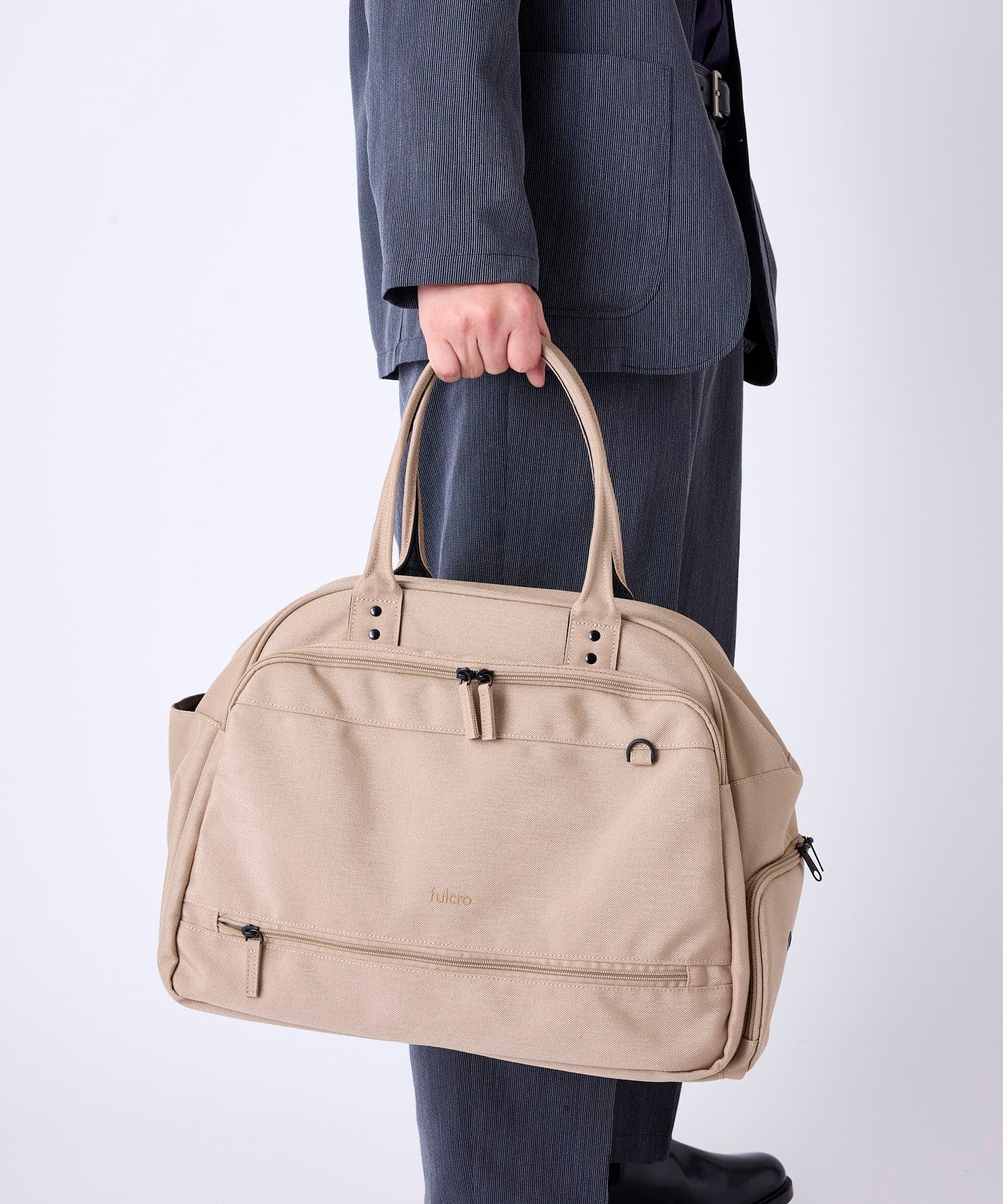 fulcro ボストンバッグ 撥水 大容量 形キープ シューズポケット付 ジムバッグ キャリーオン A4 City fma-0025