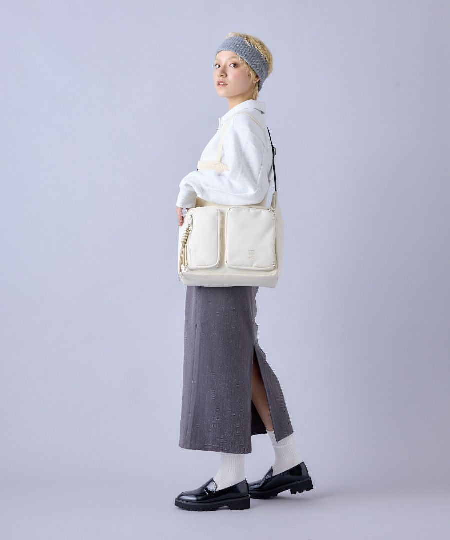 anello ショルダーバッグ 両面撥水 チャーム付き A4 DOROTHY ATB4823