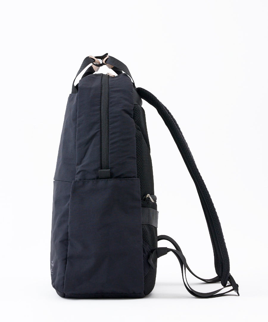 anello GRANDE リュック バックパック 両面撥水 軽量 10ポケット 21L PC収納 キャリーオン セキュリティポ A4 SABLE GTM0971