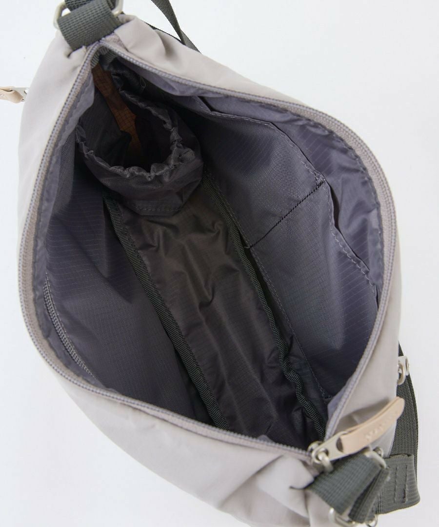 anello GRANDE ショルダーバッグ 両面撥水 軽量 10ポケット A5 SABLE GTM0972