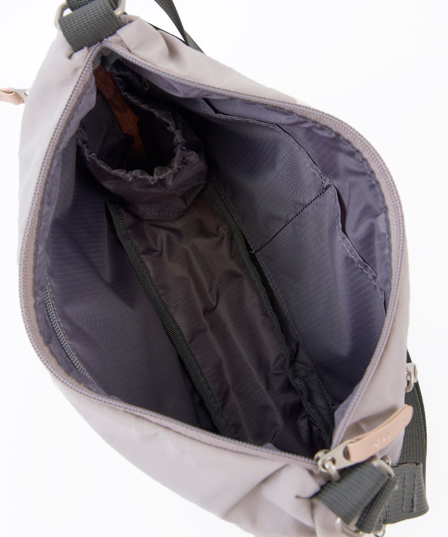 anello GRANDE ショルダーバッグ 両面撥水 軽量 10ポケット A5 SABLE GTM0972