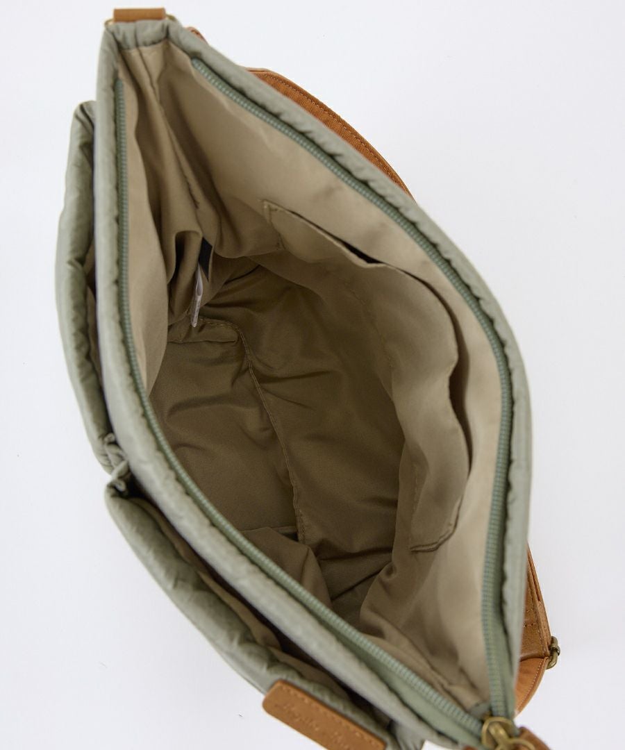 Legato Largo ショルダーバッグ ドット 撥水 バケツ型ショルダー 軽量 A5 撥水ドットナイロン LG-F3472