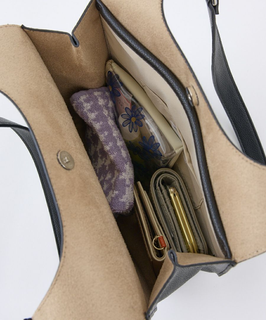 Legato Largo トートバッグ 大きめ内ポケット 長めハンドル 軽量 A5 ユースフル LH-X0392