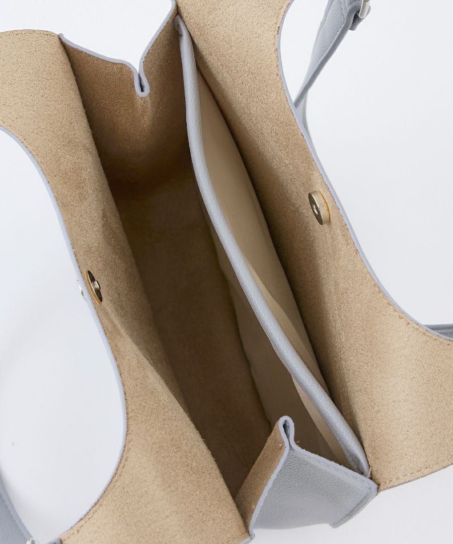 Legato Largo トートバッグ 大きめ内ポケット 長めハンドル 軽量 A5 ユースフル LH-X0392