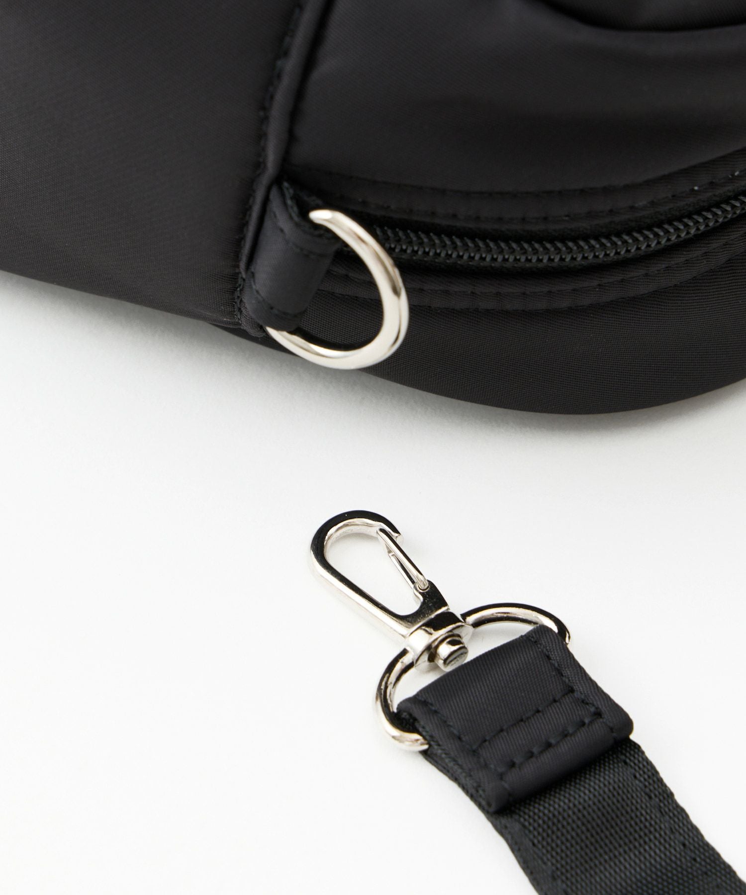 anello ショルダーバッグ 両面撥水 ラバープリント パディング Dカン 2WAY mini ALF AIY0132