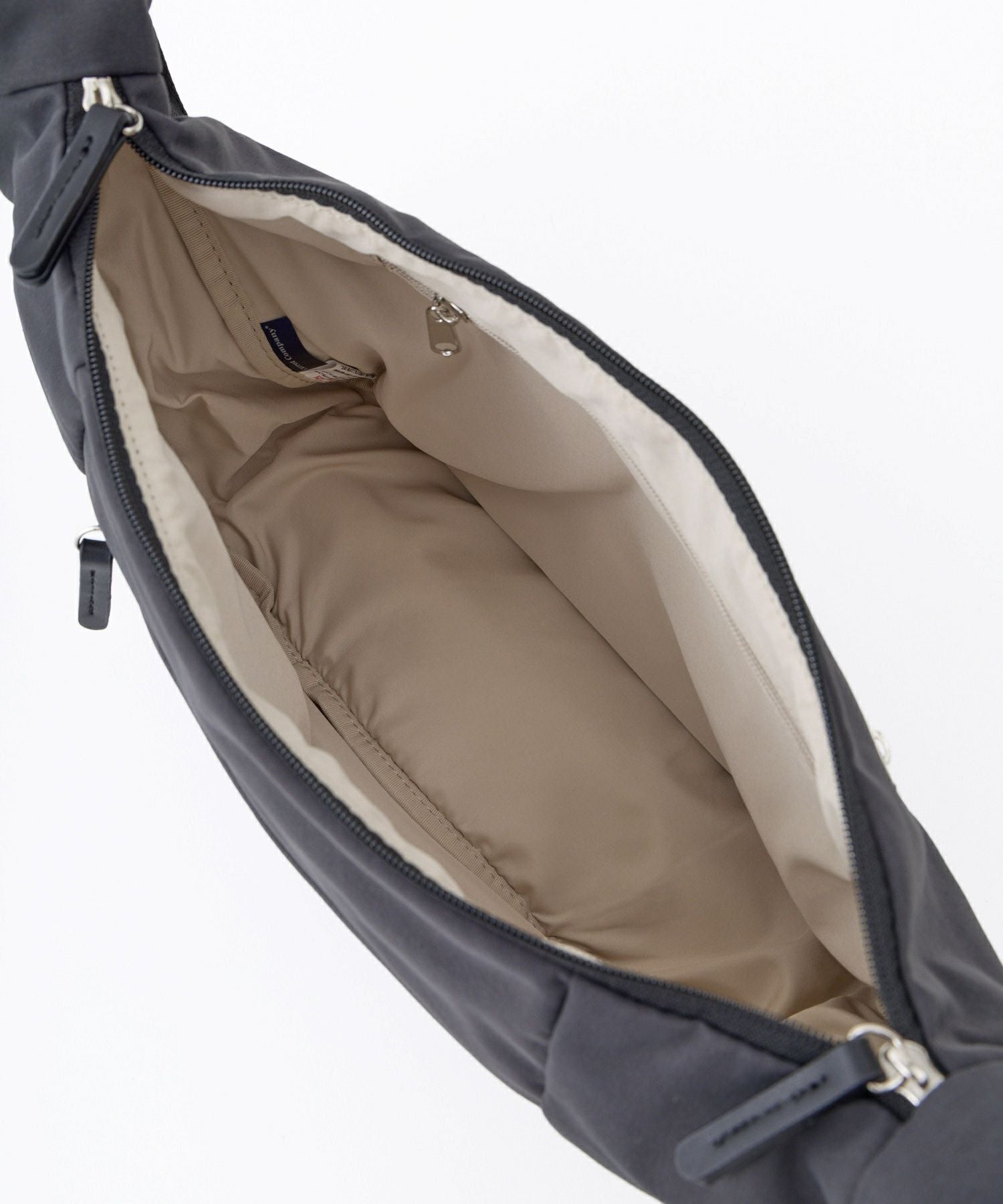 anello GRANDE ショルダーバッグ 軽量 A5 A5 pocca GTM1014