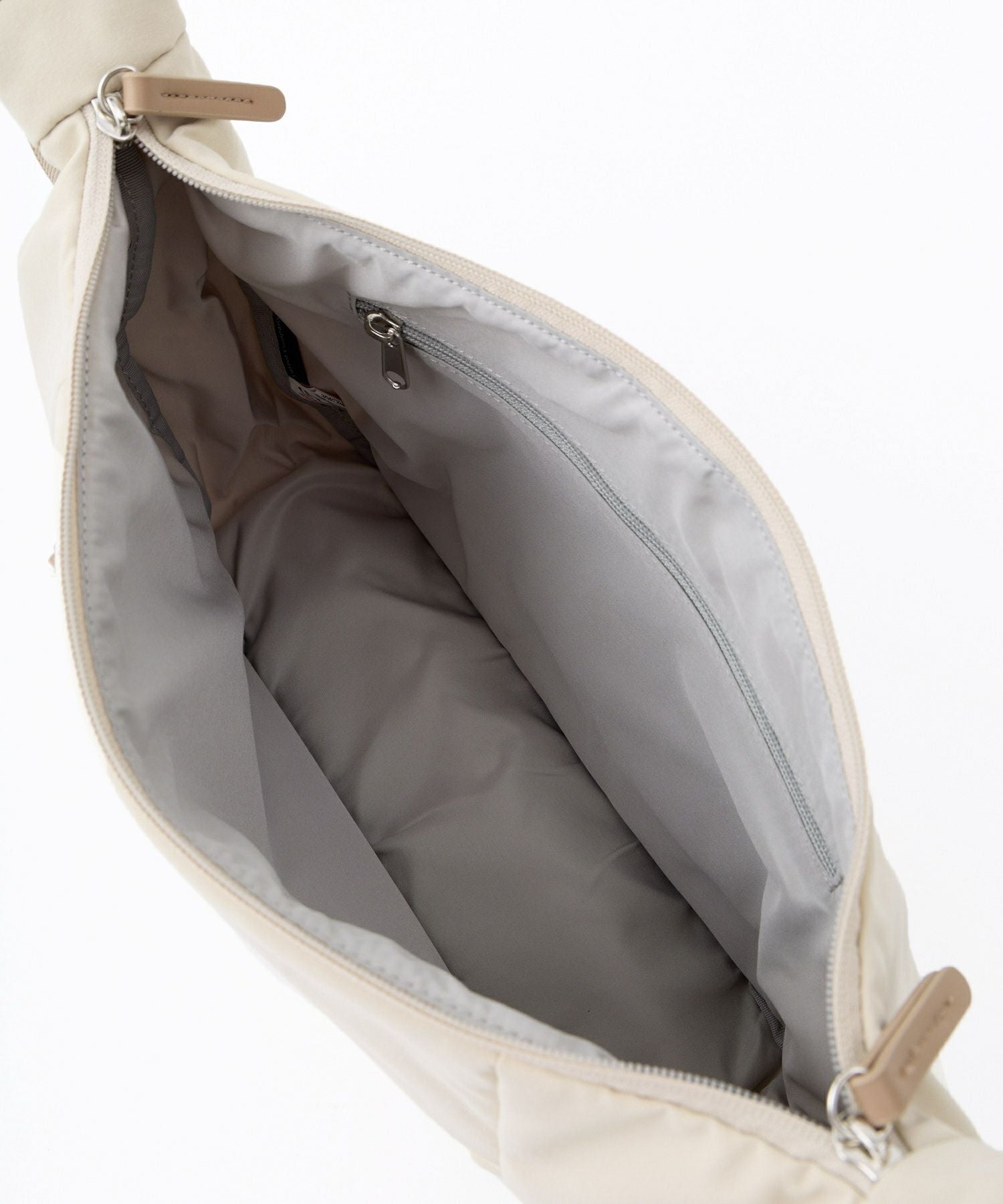 anello GRANDE ショルダーバッグ 軽量 A5 A5 pocca GTM1014