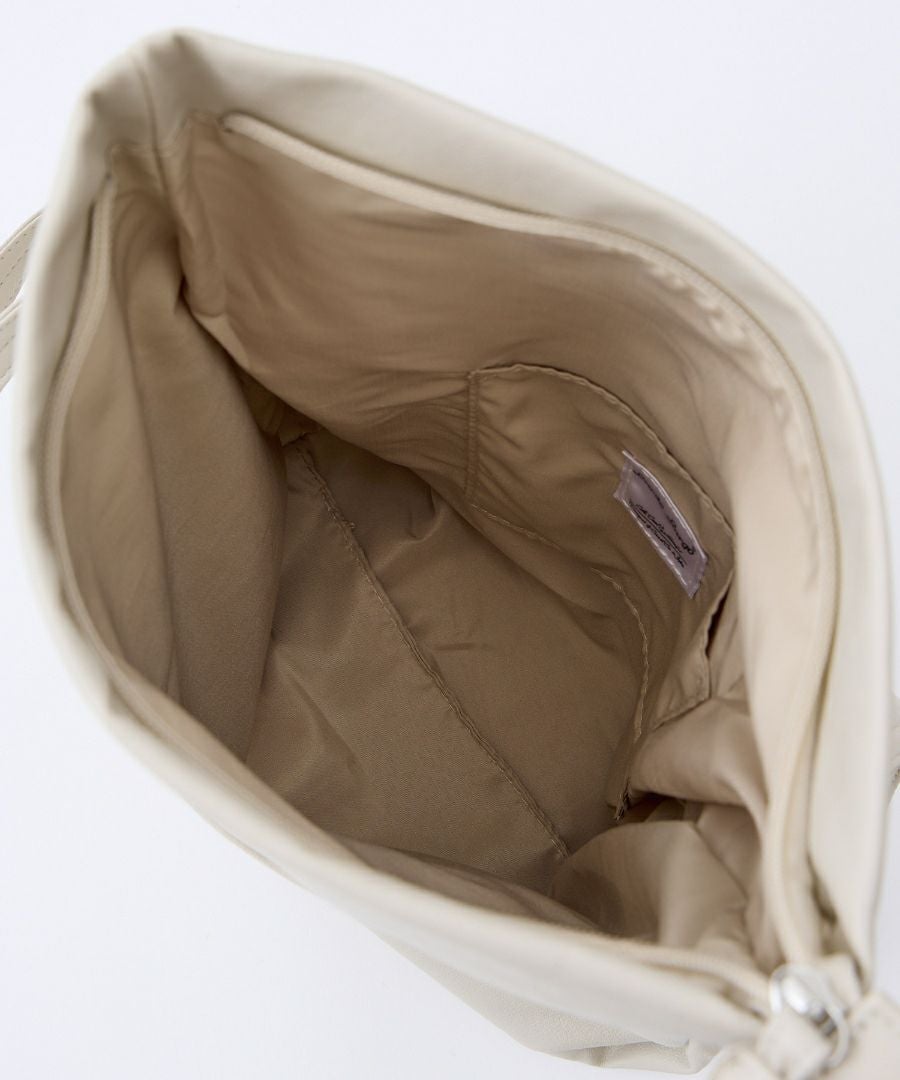 Legato Largo ショルダーバッグ 洗濯可能 自立 口折れ A5 ユニプレーン LG-X0471