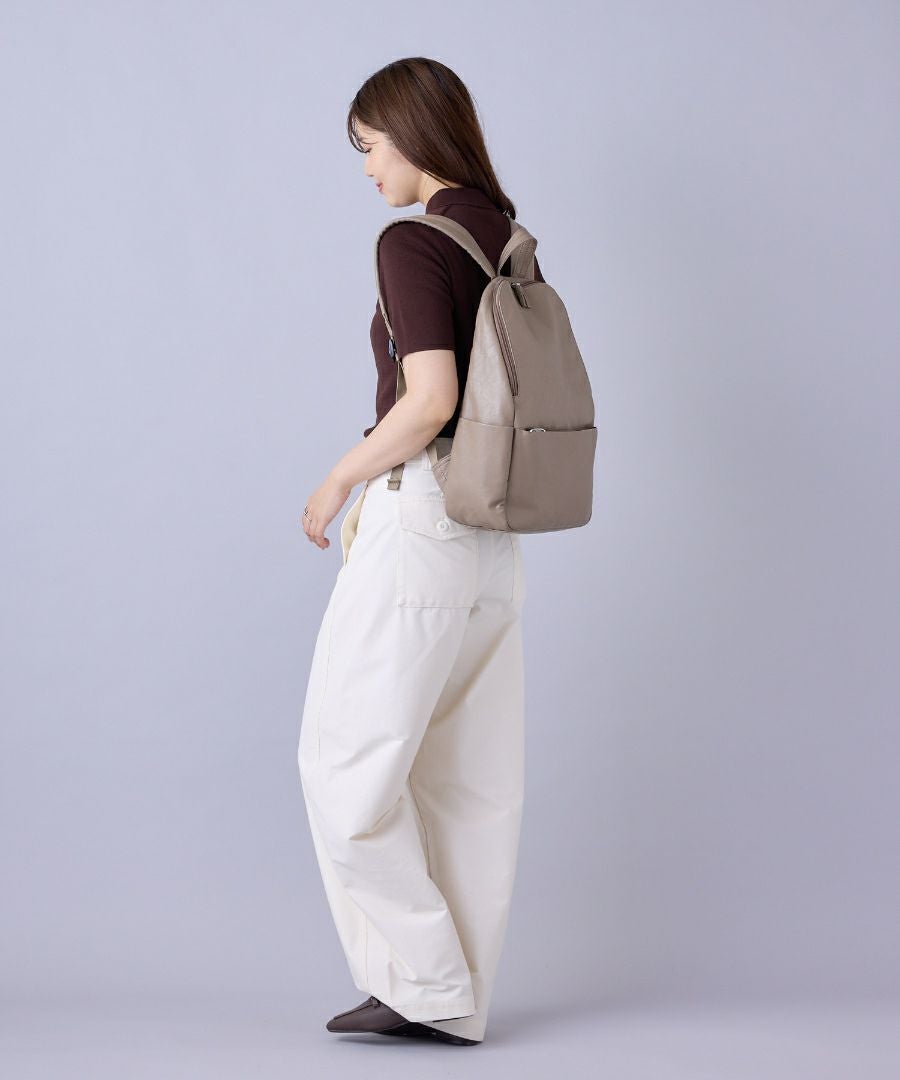 Legato Largo リュック バックパック 洗濯可能 自立 ボトルポケット A4 ユニプレーン LG-X0475