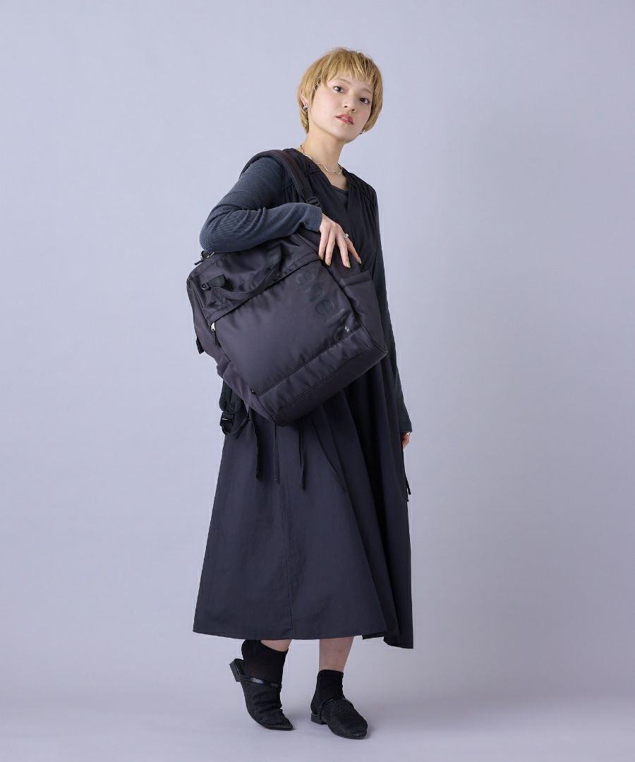 anello リュック バックパック 両面撥水 ﾗﾊﾞｰﾌﾟﾘﾝﾄ ﾊﾟﾃﾞｨﾝｸﾞ Dｶﾝ PC収納 ｷｬﾘｰｵﾝ ｾｷｭﾘﾃｨﾎﾟｹｯﾄ A4 ALF AIY0137