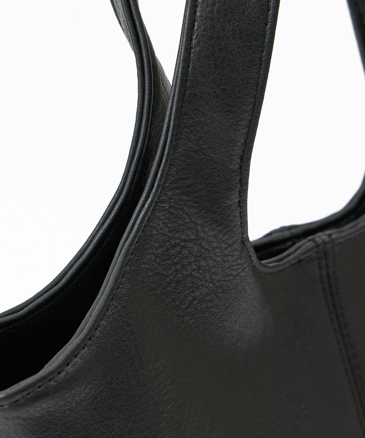 anello トートバッグ 隠しファスナーポケット A5 VANESSA AGB5061