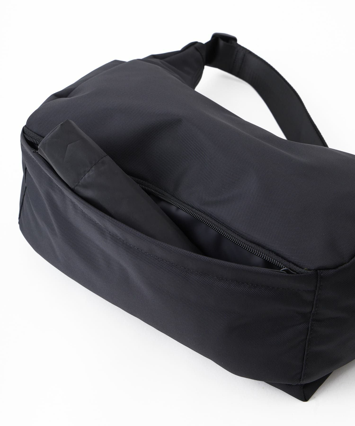 anello ショルダーバッグ TPU素材底ポケット カラーメッシュポケット 両面撥水 A4 SHARE ATH3772