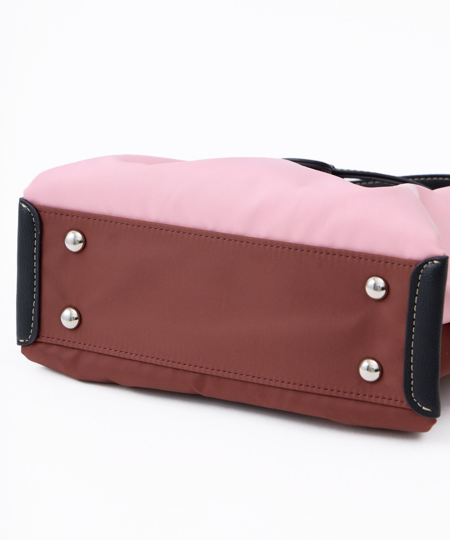 Legato Largo ショルダーバッグ 肩楽 撥水 自立 ｼｮﾙﾀﾞｰﾊﾟｯﾄﾞ付き Wﾌｪｲｽ ｸﾛｼｪｯﾄ付き 底鋲付き mini 肩楽 LH-X0591