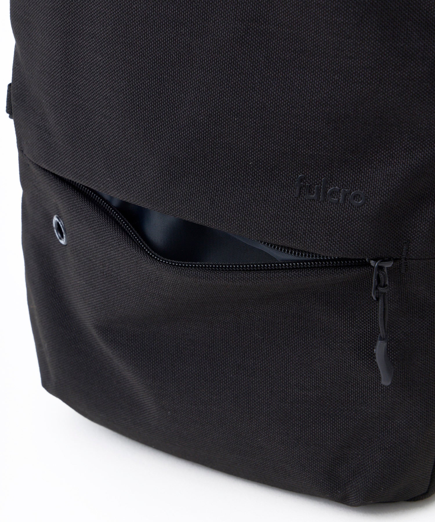 fulcro ボディバッグ ウエストポーチ 両面撥水 タブレット収納 多収納 心地良い着用感 背面メッシュ B5  fma-0042