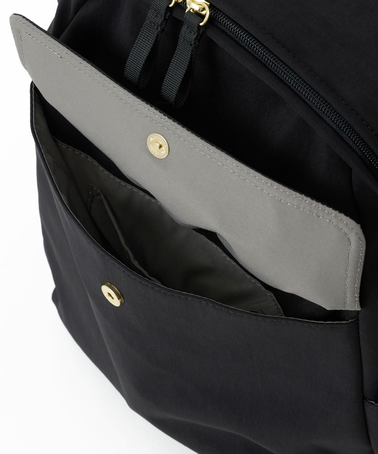 Legato Largo リュック バックパック 拡張 軽量 自立 撥水 ループ付 セキュリティポケット 背面メッシュ A4 ひろがるかばん LH-W0113