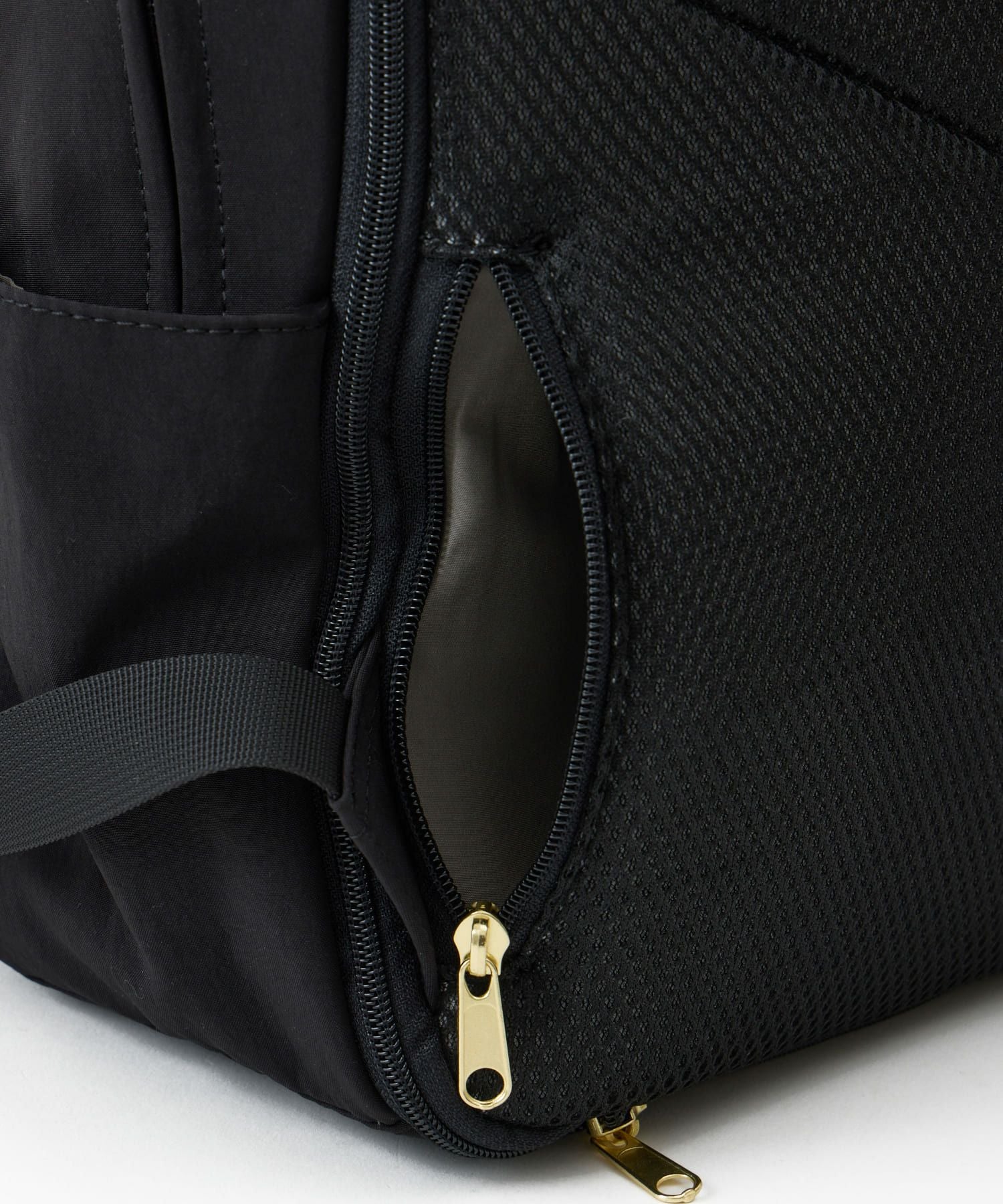 Legato Largo リュック バックパック 拡張 軽量 自立 撥水 ループ付 セキュリティポケット 背面メッシュ A4 ひろがるかばん LH-W0113