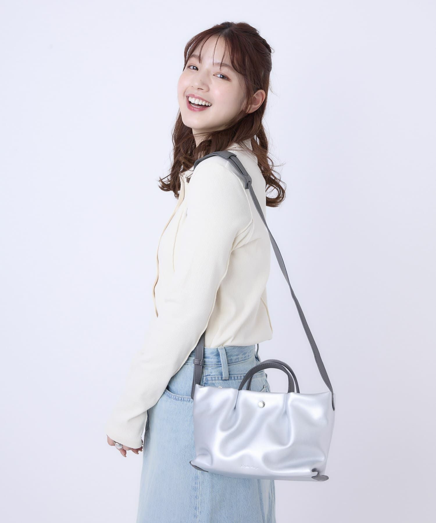 Legato Largo ショルダーバッグ 三層 ハンドル付き ショルダーパッド 肩楽 mini 肩楽 LH-W0163