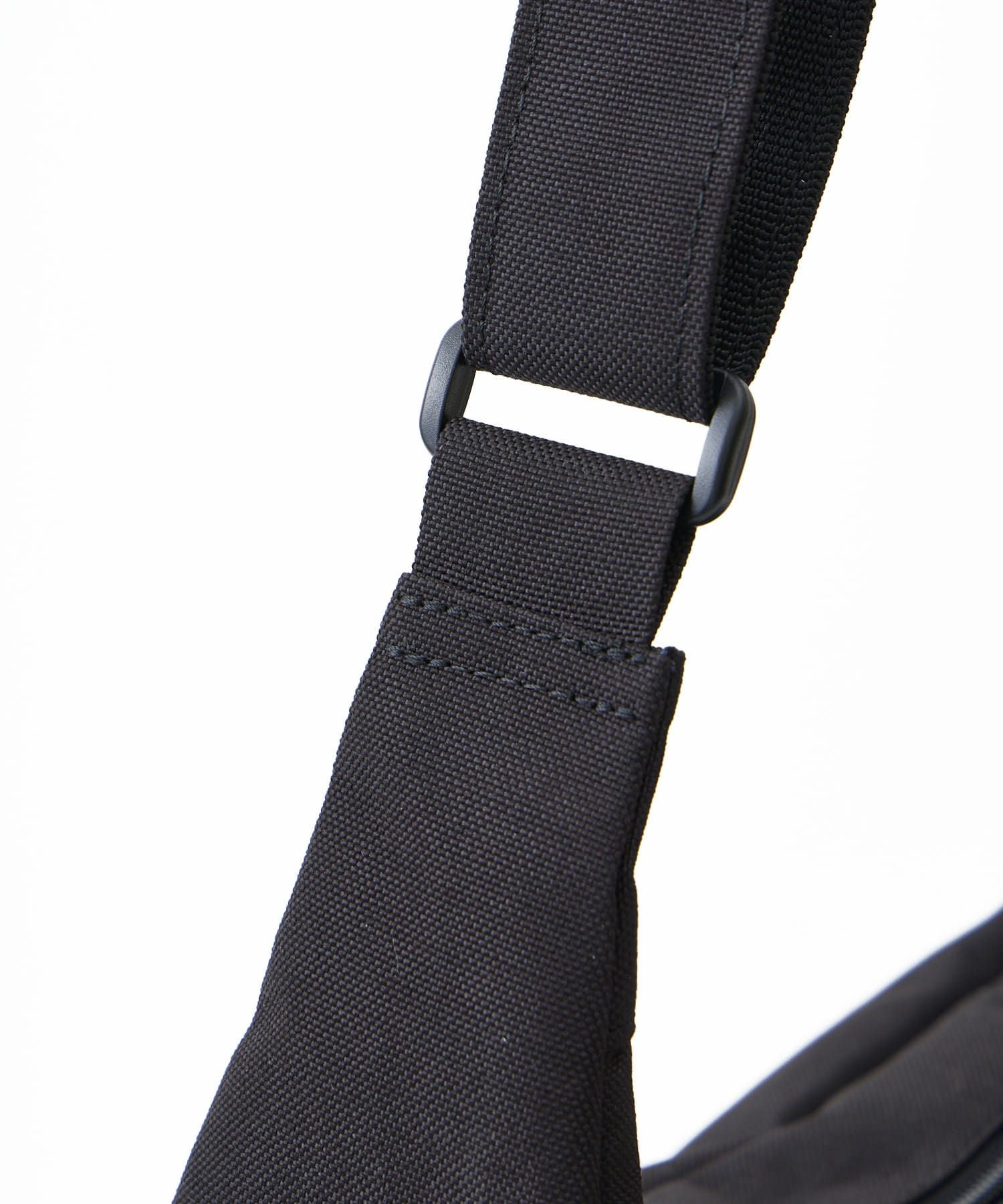 fulcro ショルダーバッグ 自立設計 撥水 広い開口部 ドローストリングポケット B5  fca-1023