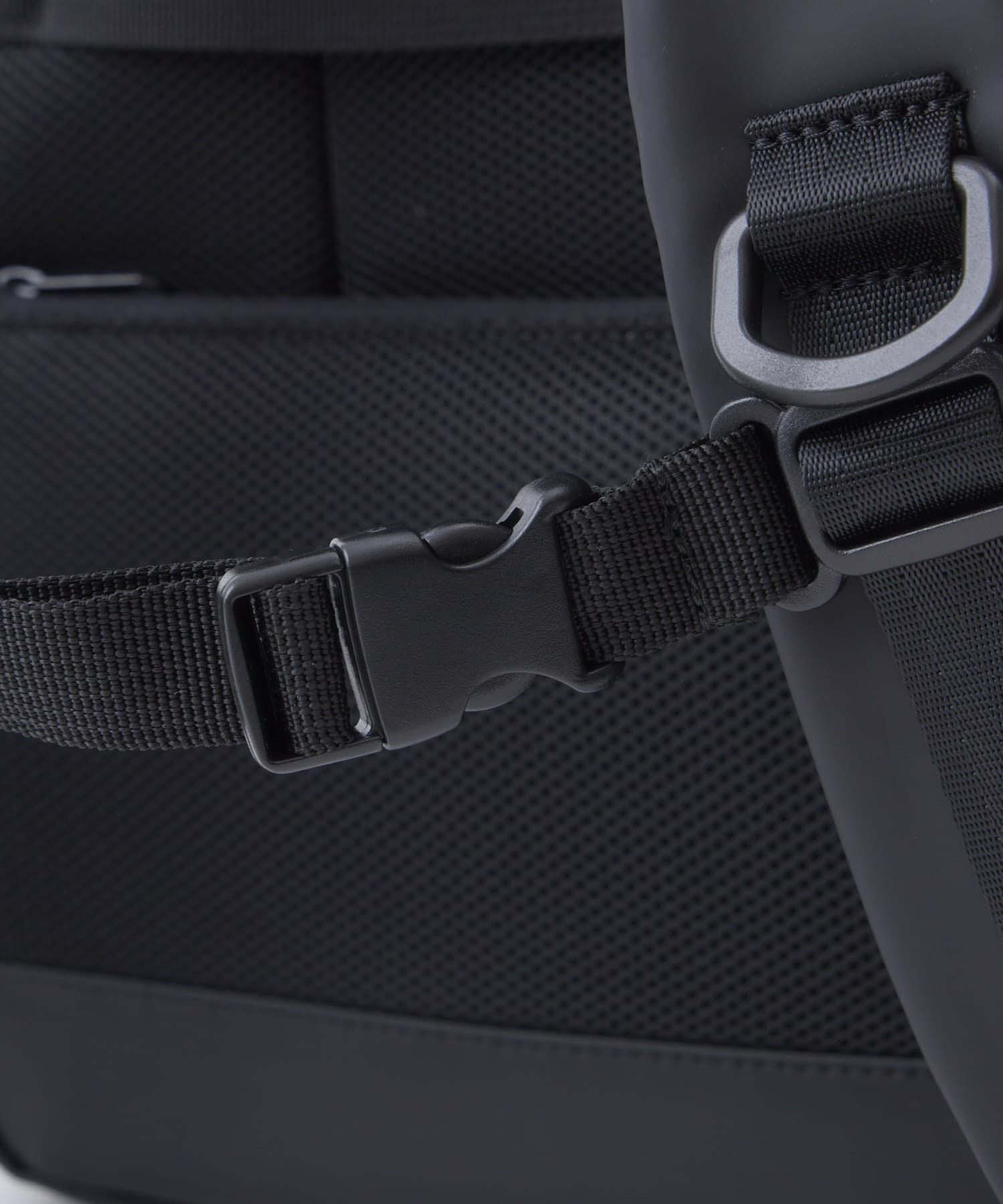 fulcro フルクロ バックパック リュック  PC収納 15インチ 耐水 キャリーオン Explorer fia-3014 ブラック