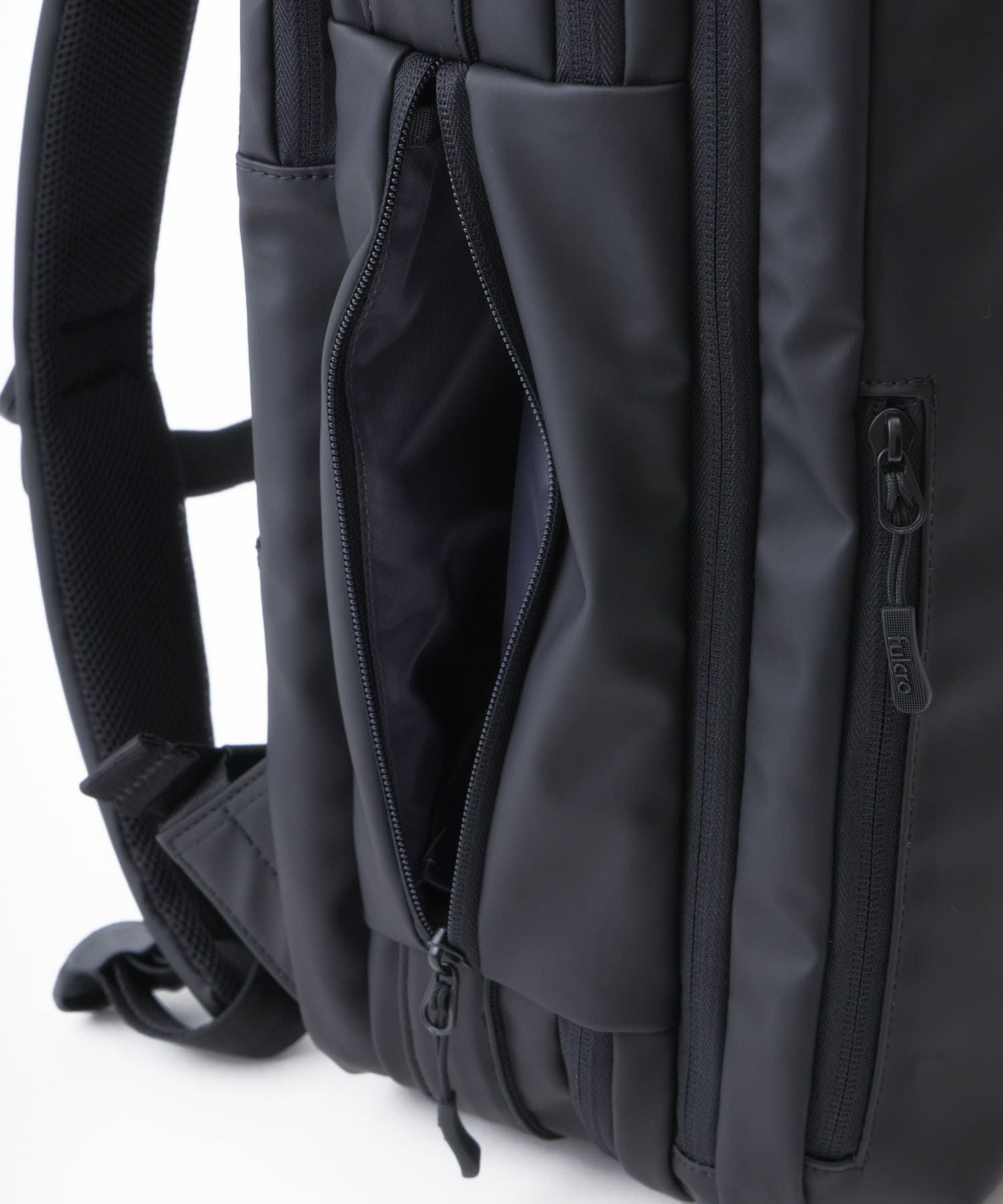 fulcro フルクロ バックパック リュック  PC収納 15インチ 耐水 キャリーオン Explorer fia-3014 ブラック