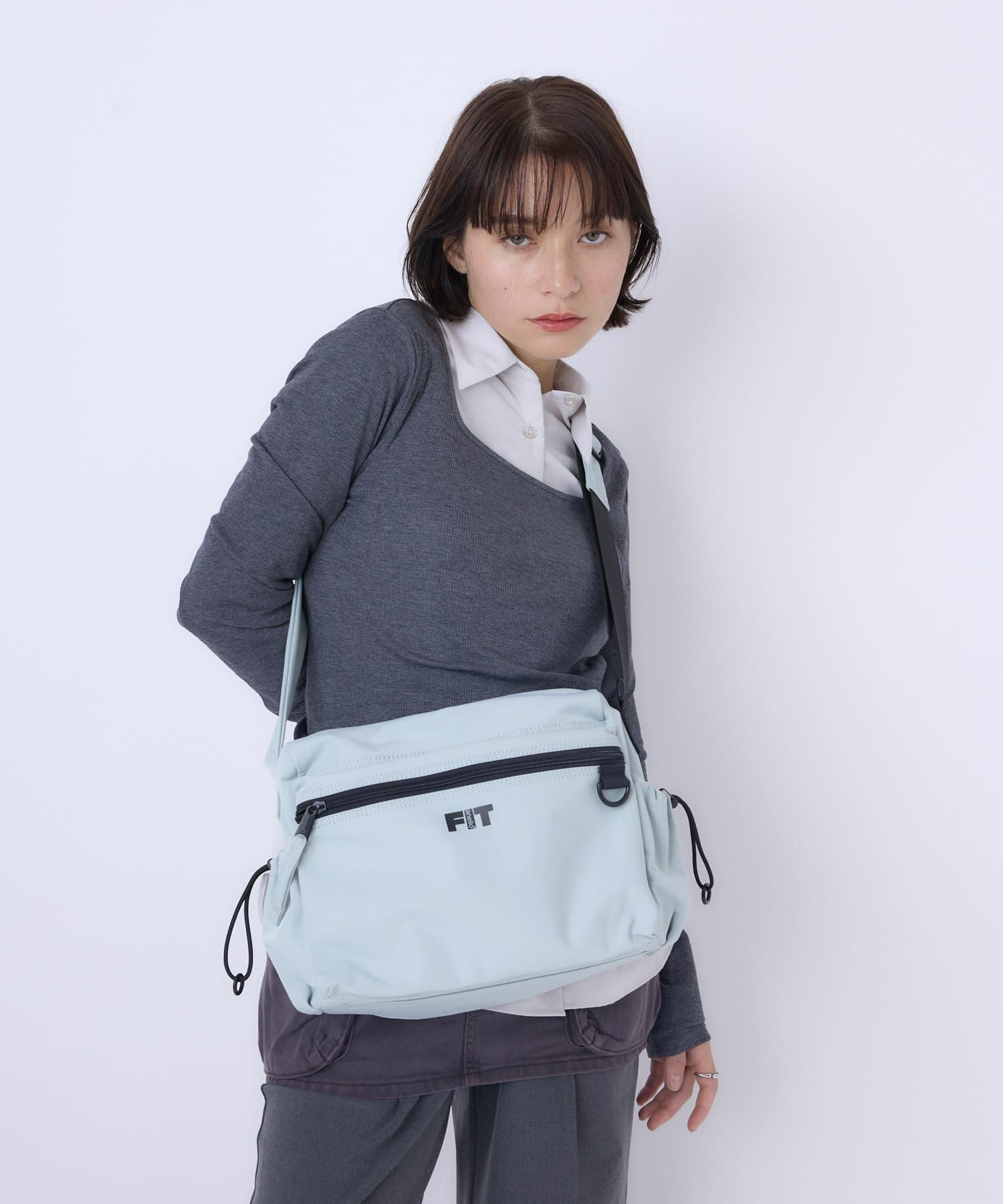 anello FIT LYRA ショルダーバッグ A5収納 軽量 両面撥水 AGB5122 ブルーグレー