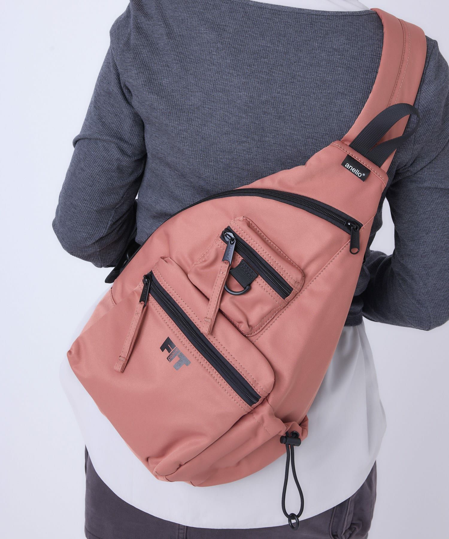 anello FIT LYRA　クロスボディ A5 軽量 両面撥水 AGB5123 コーラルピンク