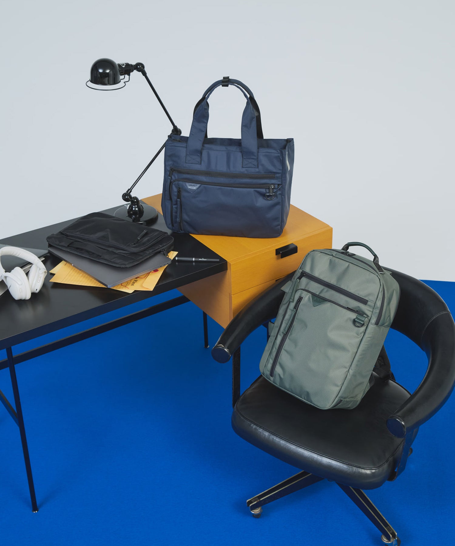 anello CONVERT DEVON バックパック リュック ２WAY 多機能 PC収納 A4 撥水 AGB5134