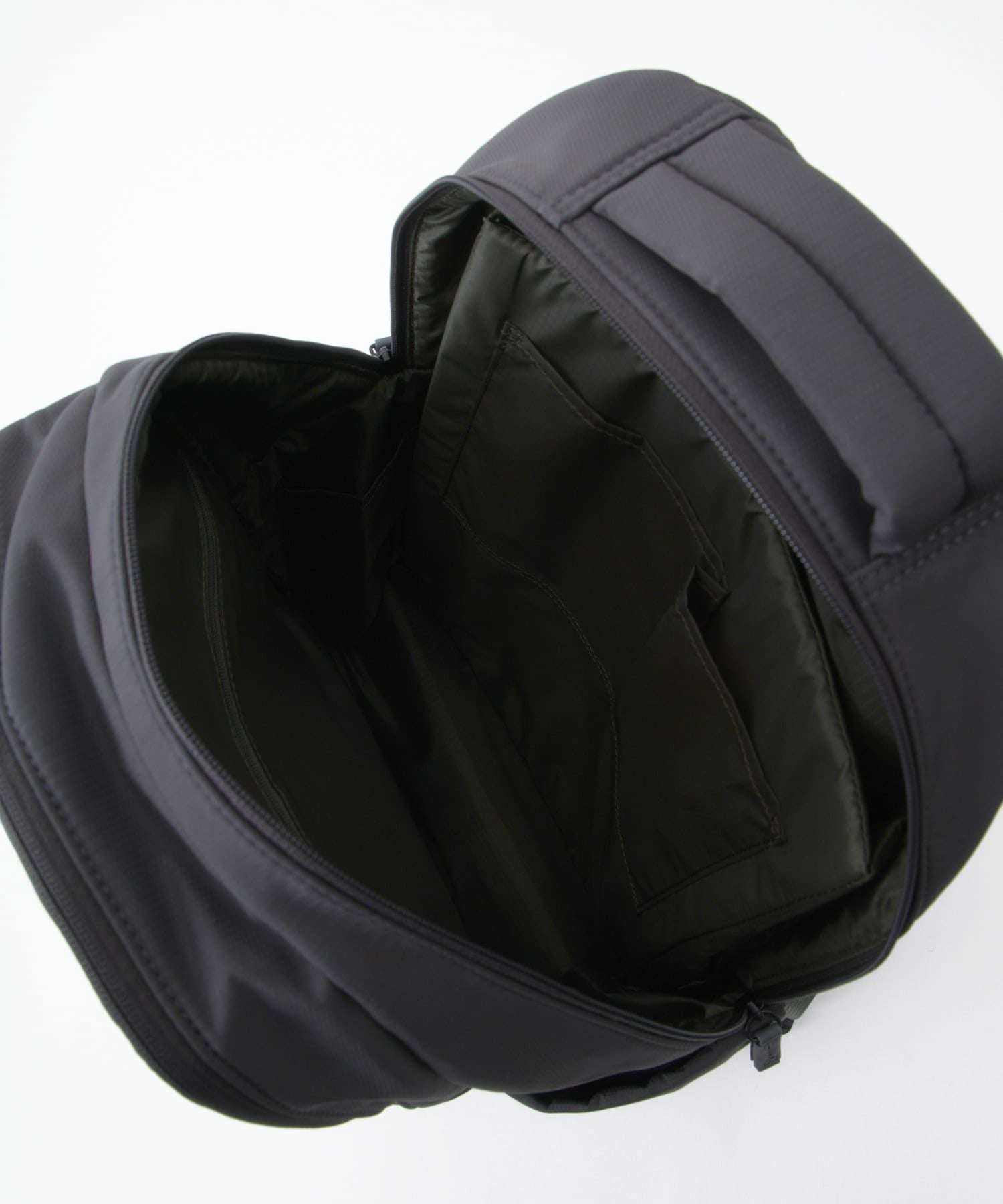 anello リュック(M) JASPER｜PC収納 両面撥水 14ポケット 通勤・旅行