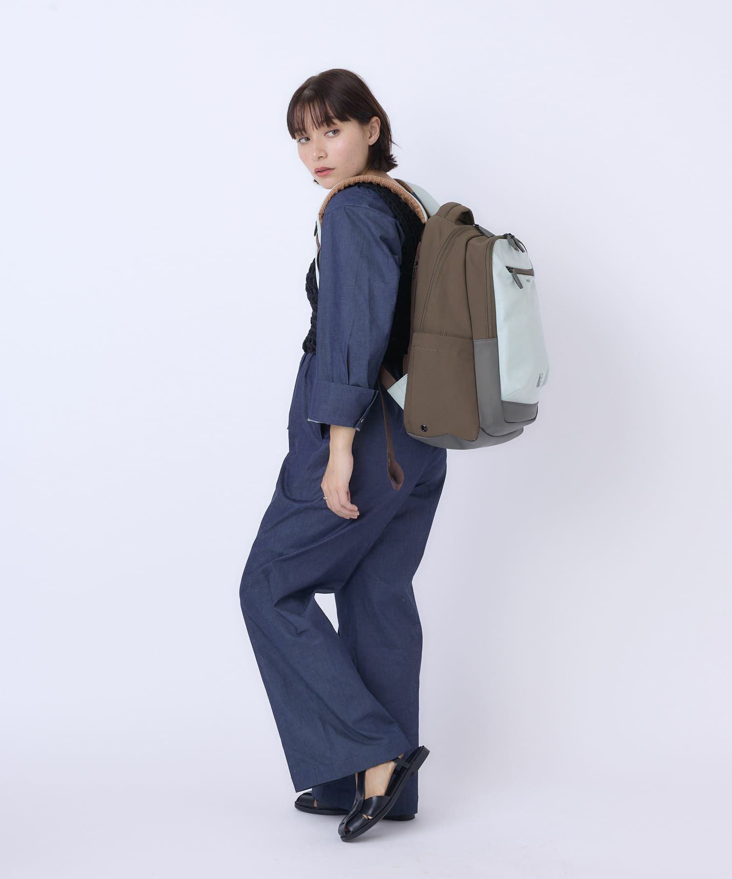 anello リュック バックパック　PC収納 A4収納 両面撥水 キャリーオン JASPERA ATB5144 サックス