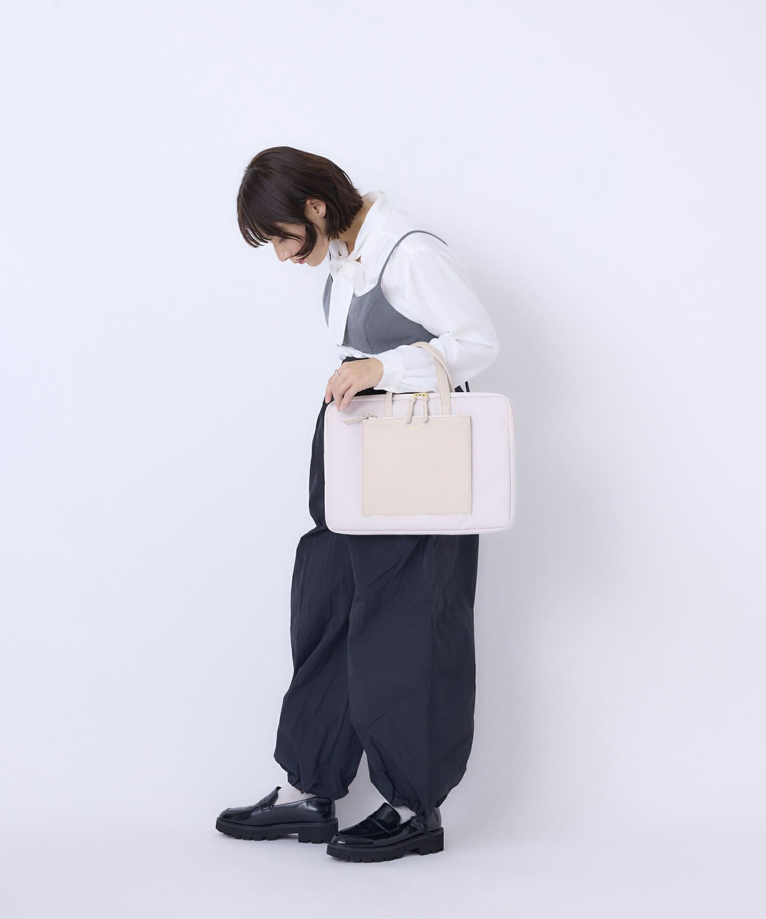 anello PC収納ケース PC収納 撥水 CONVERT　ATY0181 アイボリー