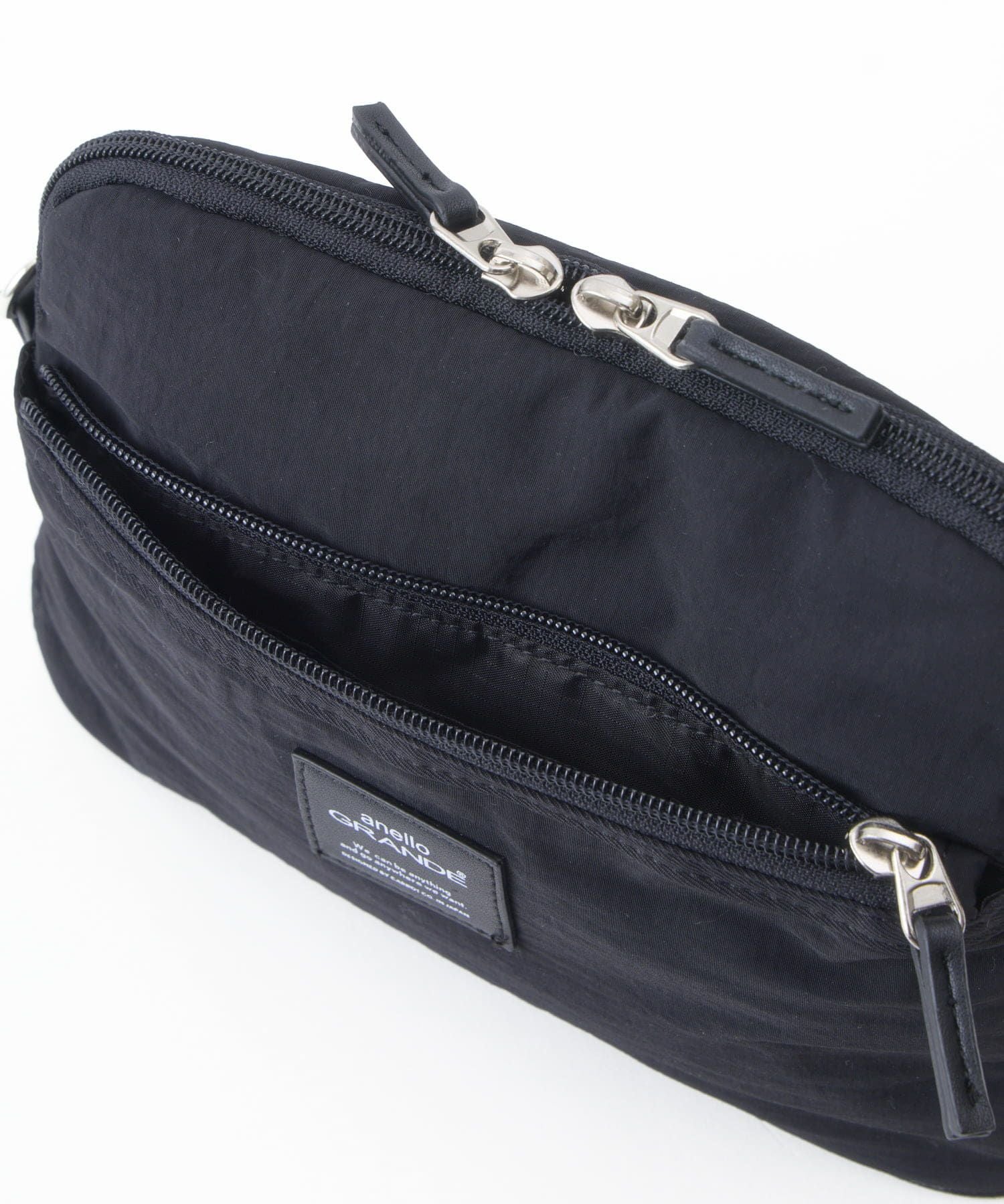 anelloGRANDE ショルダーバッグ ２WAY  撥水 軽量 ポーチ型  GHM1061 ブラック