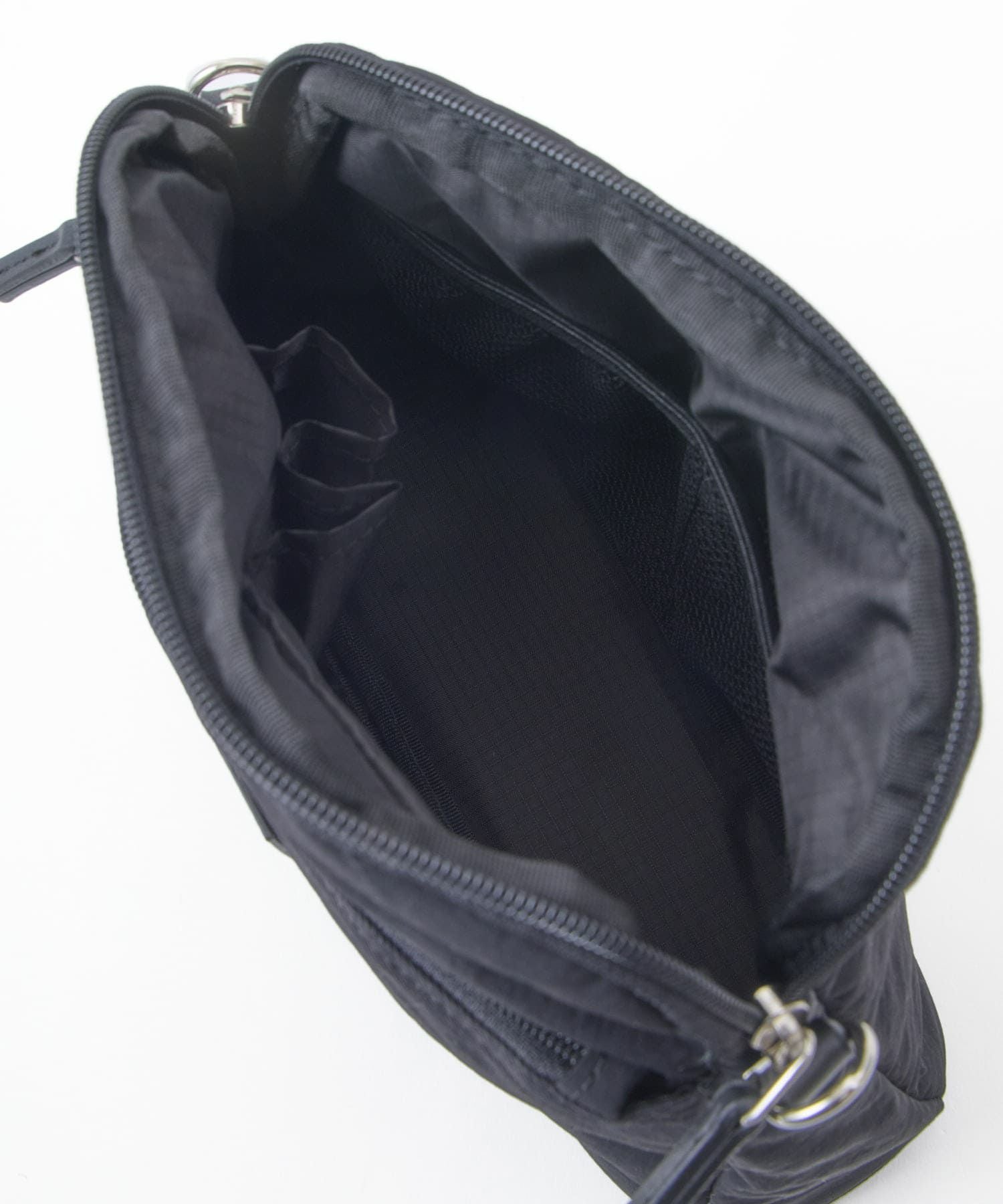 anelloGRANDE ショルダーバッグ ２WAY  撥水 軽量 ポーチ型  GHM1061 ブラック