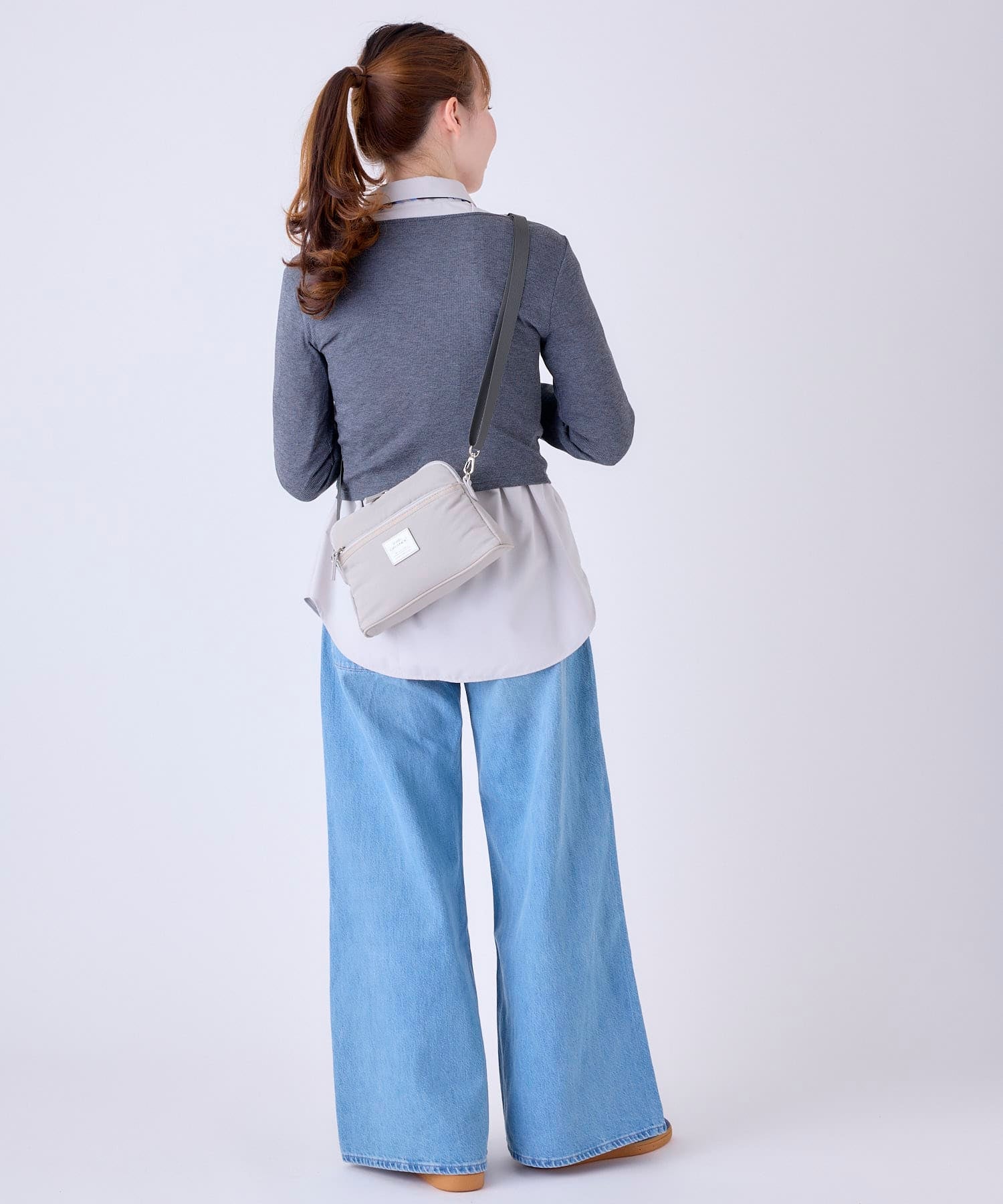 anelloGRANDE ショルダーバッグ ２WAY  撥水 軽量 ポーチ型  GHM1061