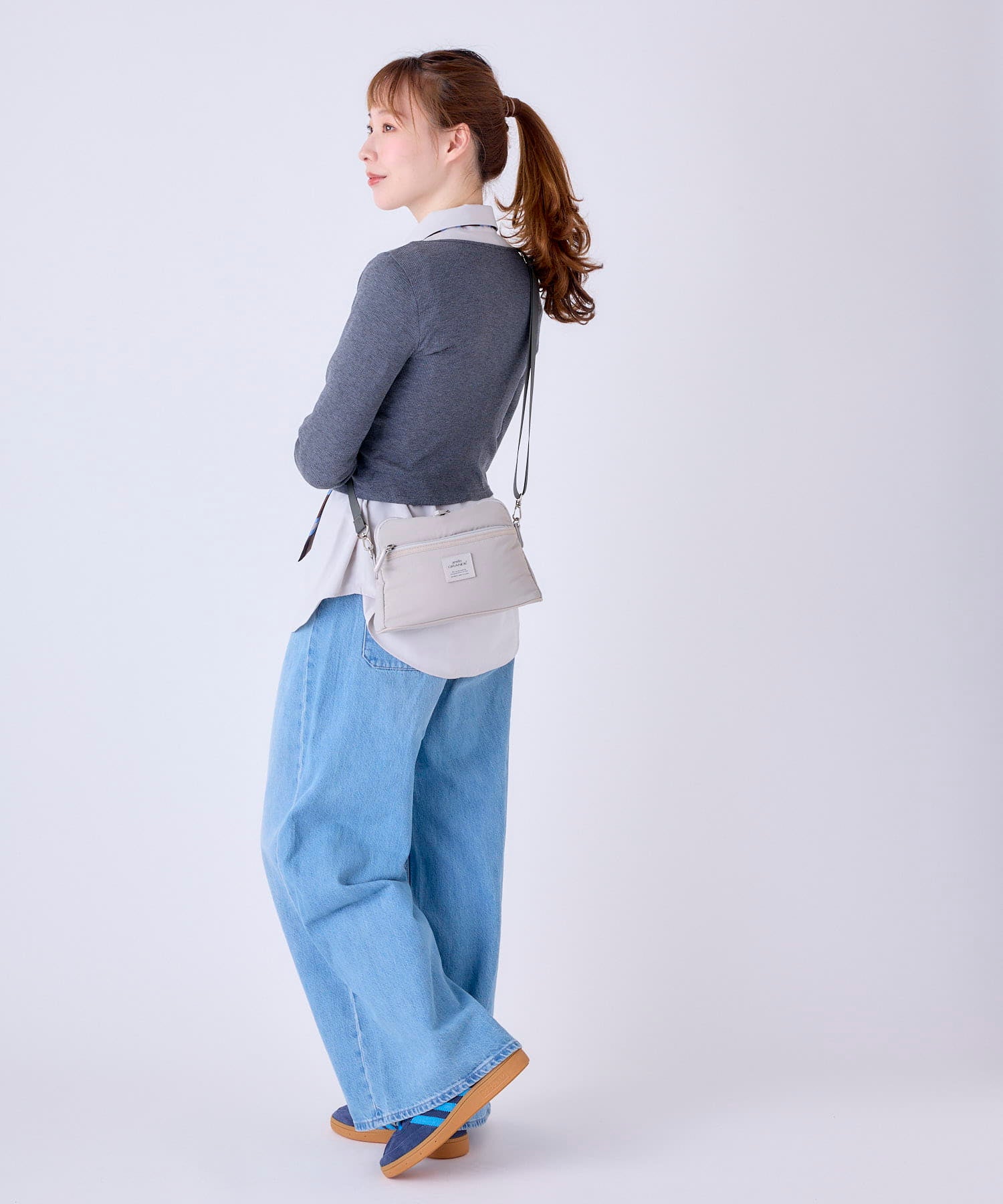 anelloGRANDE ショルダーバッグ ２WAY  撥水 軽量 ポーチ型  GHM1061